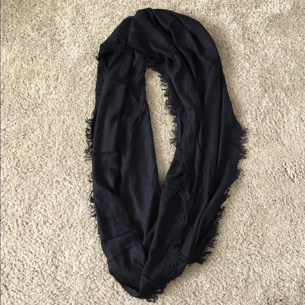 Black infinity scarf